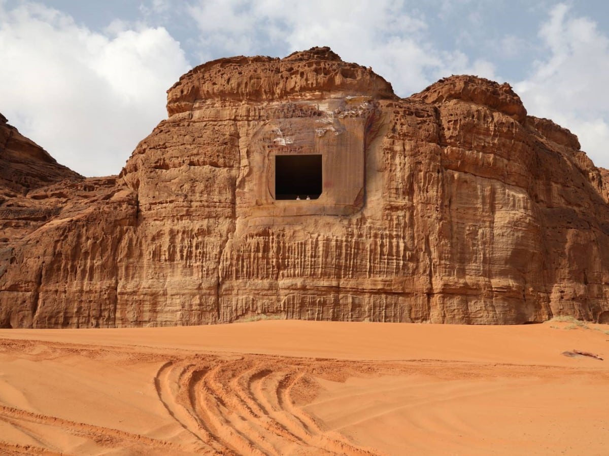 AlUla's luxurious new Sharaan Resort is being carved into the mountains ...